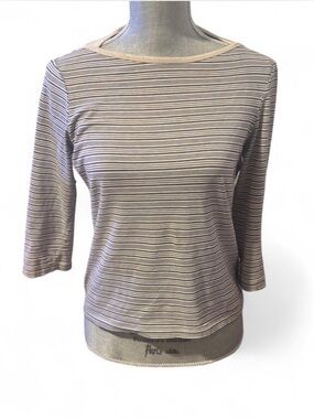 3/4 sleeve top